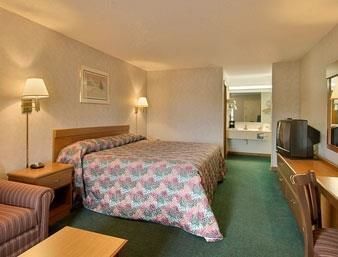 Days Inn By Wyndham Columbia Ne Fort Jackson Pokój zdjęcie